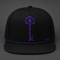 Casquette Trucker 5 Panneaux Vintage Personnalisée avec Broderie, Visière en Mousse et Filet, Style Urbain Chicano Côte Ouest, Vente en Gros