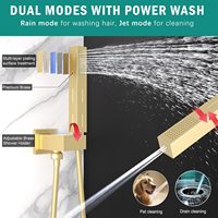 Ensemble de robinetterie de douche thermostatique à 3 poignées avec deux douches carrées LED de 6 pouces, jet complet, finition or brossé, en laiton