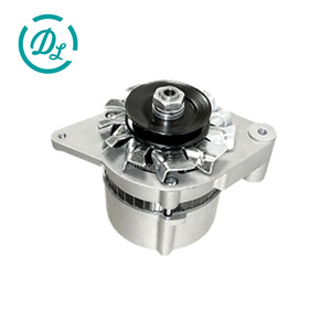 Alternateur de remplacement EexcavaStart 12V 28A VV12942377200 AR62401 TY6605 pour excavatrice robuste et durable - Product Image 1