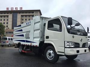 Camion à aspiration pure Dongfeng compact de 5 m3, empattement de 3300 mm, nettoyeur de rue avec souffleur à flux d'air à haute vitesse, pas besoin de brosses - Product Image 5