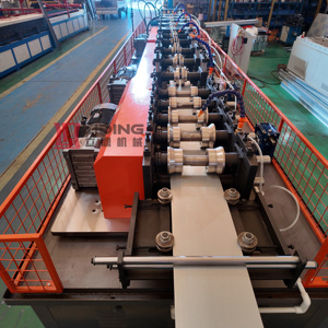 PLC-Gesteuerte Stahlrahmenkonstruktionsmaschine |   Maßgefertigtes Hutprofil- und Omega-Traversen-Rollformsystem - Product Image 6