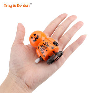 ハロウィンワインドアップおもちゃキッズパーティーの好意のためのワインドアップおもちゃ、ハッピーハロウィングッディバッグフィラー、就学前の時計仕掛けのおもちゃ - Product Image 4