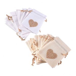 Sac cadeau en lin recyclable avec cordon de serrage, motif en forme de cœur, estampé pour la Saint-Valentin, mariage, Pâques, Noël, sac à bonbons - Product Image 5