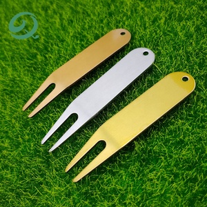 <span class=keywords><strong>Divot</strong></span> สีเขียวแบบพกพาเครื่องมือซ่อมกอล์ฟเครื่องมือซ่อมกอล์ฟโลหะดัดโลโก้ได้เอง - Product Image 4
