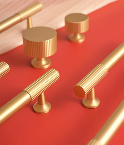 Hochwertige Französische Minimalistische Massivmessing-Schrankknöpfe Schubladengriffe Möbelgriffe Gebürstete Messing-Schranktürgriffe - Product Image 2