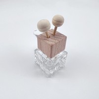 Diffuseur d'arômes liquide en verre cube d'eau diamant cristal pour voiture, clip de ventilation d'air, flacon d'huile essentielle en bois, diffuseur d'arômes