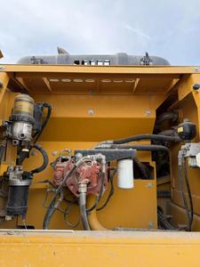 Excavatrices Liugong d'occasion de bonne qualité et peu utilisées, modèles LiuGong 933E, 933F, pelles et excavatrices d'occasion Liugong 933e 933f - Product Image 4