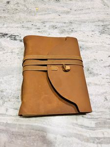 สมุดไดอารี่หนัง A5แบบวินเทจงานตามสั่ง100หน้ากระดาษขอบหยักเย็บตะเข็บทรงอานม้าของขวัญราคาต่ำ - Product Image 3