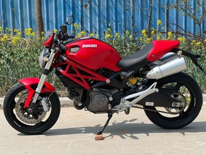 <span class=keywords><strong>Ducati</strong></span> <span class=keywords><strong>Monster</strong></span> 696 d'occasion, 696cc, refroidissement par air, L-Twin, Naked, ABS, <span class=keywords><strong>6</strong></span> vitesses, transmission par chaîne, réservoir de carburant 15L, Guangdong - Product Image 2