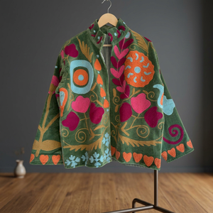 Veste en velours brodée à la main, col mandarin, motif floral, manches longues, manteau d'automne pour femmes, vestes courtes, vente en gros - Product Image 2