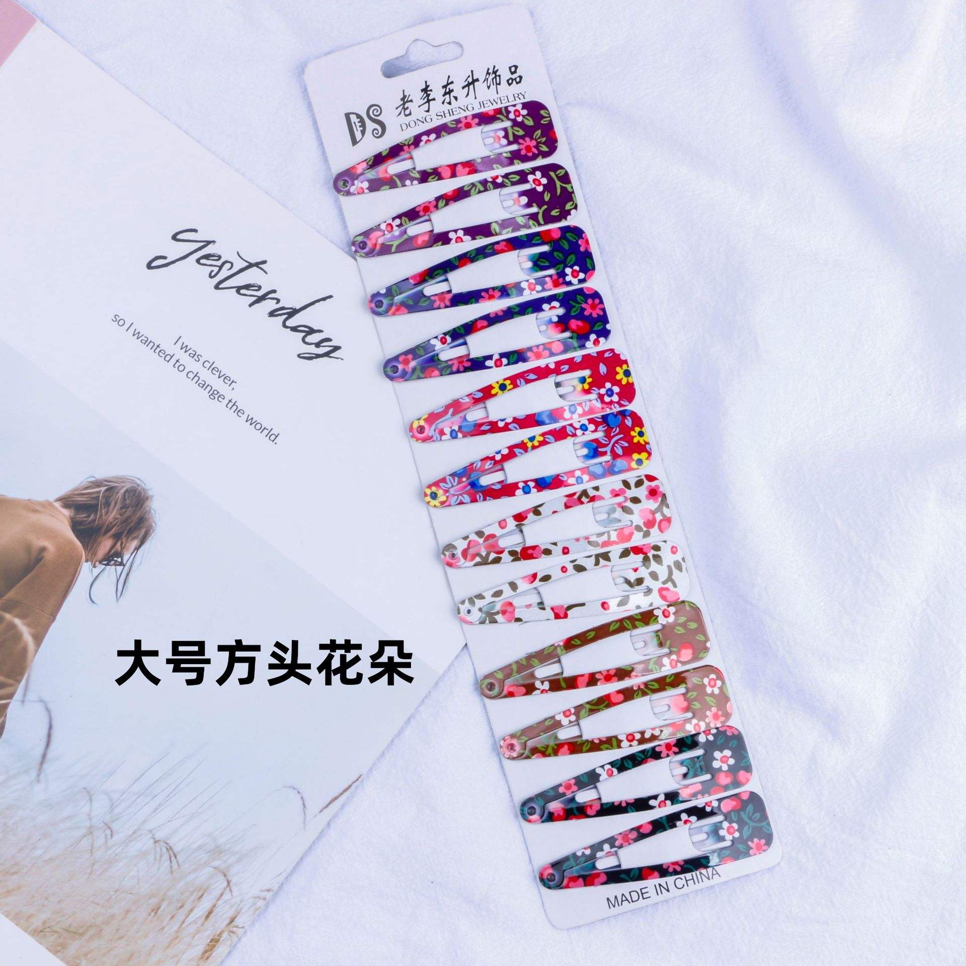 Cabeza cuadrada grande flor color al azar