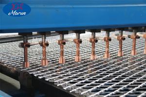 Máquina de soldadura Hoja de afeitar Malla de alambre de púas para la venta Fábrica Mejor precio Bobina de <span class=keywords><strong>control</strong></span> PLC Aluminio de alta velocidad Nuevo producto <span class=keywords><strong>2020</strong></span> - Product Image 6