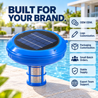 Ioniseur solaire pour piscine en gros d'usine avec tige en alliage d'argent et de cuivre pour le traitement de l'eau des piscines extérieures