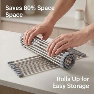Égouttoir à vaisselle sur roulettes avec bord en silicone gris clair, tapis égouttoir pliable multifonction en acier inoxydable pour évier - Product Image 3