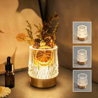 Lampe de table d'intérieur nordique minimaliste moderne Emballage personnalisé Vase sans fil à piles rechargeables Lampe de bureau pour la chambre