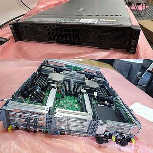 เซิร์ฟเวอร์แบบแร็ค FusionServer 2288H ขายส่ง รุ่นที่ 4 หรือ 5 ใช้โปรเซสเซอร์ Xeon 6444Y 8SFF 900W หน่วยความจำ 32GB DDR5 5600MT/S - Product Image 5