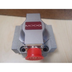 วาล์วเซอร์โว Moog วาล์วปรับสัดส่วน G761-300285 ไส้กรอง หมายเลขซีเรียล 5389 - Product Image 5