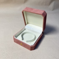 Vente en gros d'usine, coffret à bijoux en velours personnalisé pour femmes, petit MOQ, emballage cadeau de luxe pour bijoux avec logo personnalisé