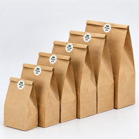 Vierkante bodem bruine witte kraft papieren zakken groothandel aangepaste logo waterdichte oliebestendige gecoate verpakking voor bakkerij fruit snacks brood