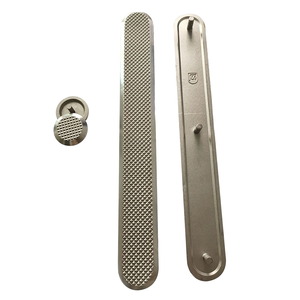 Banda Indicadora Táctil de Acero Inoxidable para Pavimento, Antideslizante, para Guía Vial en Pasillos Exteriores - Product Image 1