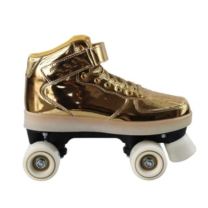 Chaussures de <span class=keywords><strong>roller</strong></span> à 4 roues professionnelles pour l'extérieur, quad et double, en cuir synthétique PU <span class=keywords><strong>avec</strong></span> fonction clignotante pour patinoires de location - Product Image 2