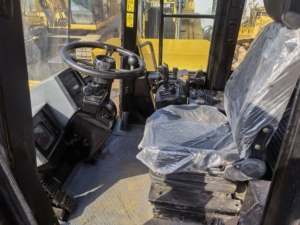 Chargeuse sur pneus Caterpillar 966H d'occasion de qualité commerciale, prix abordable, engin lourd en stock dès maintenant - Product Image 2