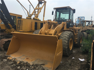 Chargeuse sur pneus Cat 950G d'occasion à faible nombre d'heures de fonctionnement, capacité nominale de 5 tonnes, avec pompe Cat, idéale pour les carrières et la remise en état des terres - Product Image 5