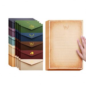 Sobre Ecológico con Logotipo Estampado en Caliente, Recubrimiento UV, para Promociones, con Sobre Negro, Papel Especial Suave al Tacto, Personalizable - Product Image 6