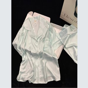 Pigiama Estivo da Donna in Poliestere e Rayon con Gattino Francese, Shorts Dolci e Semplici, Loungewear di Alta Qualità - Product Image 2