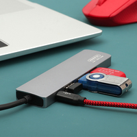 Hub USB-C 5 in 1 Kompatibilitas Tinggi 3 USB-A 4K 60W Adaptor Pengisian Daya Cepat untuk Ponsel Laptop