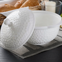 Service de table créatif de style golf en porcelaine fine blanche, comprenant des bols et assiettes ronds en relief, avec kit de baguettes