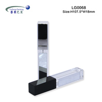 Tube de brillant à lèvres en plastique transparent polyvalent avec logo personnalisé contenant accompagné de lumière LED pour l'emballage de rouge à lèvres liquide