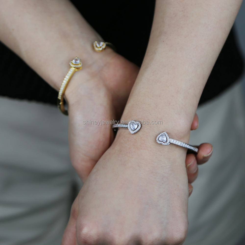 heart bangle