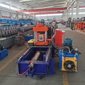 Aufrechte Rollformmaschine - Product Image 1