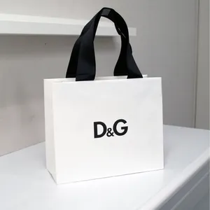 Luxus Custom Retail Shopping Geschenk Papiertüte Verpackung Boutique Taschen White Paper Bag mit Ihrem eigenen Logo