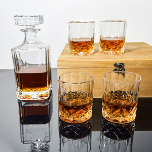 Juego de regalo de negocios al por mayor de fábrica, decantador de whisky de lujo, caja de regalo corporativa, botella de whisky de cristal, juego de regalo promocional - Product Image 2