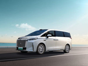 WEY Gaoshan <span class=keywords><strong>7</strong></span> AWD <span class=keywords><strong>7</strong></span> places Premium PHEV MPV 2025 avec LiDAR Hi4 - Product Image 2