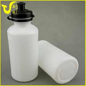 Muestra gratuita: Botella mezcladora de proteínas para gimnasio de 600 ml con logo personalizado, ideal para regalos empresariales deportivos, material PP, sin BPA, con bola mezcladora. - Product Image 3