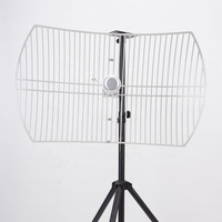 Antenne combinée MIMO 2 * 24dbi la plus vendue 1700-3800mhz corne d'alimentation longue portée pour routeurs 5G 4G 3G