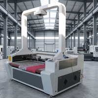 Machine de découpe laser CO2 de type portique, alimentation automatique, caméra CCD supérieure, CNC, refroidissement par eau, haute productivité, textile, bois, caoutchouc, papier