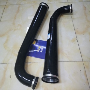Tuyau d'air du turbocompresseur pour excavatrice EC200D EC210D VOE14685008 VOE17247766 Tube de tuyau d'air 14685008 17247766 - Product Image 1
