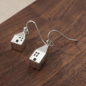 Pendientes de Gancho con Diseño de Casa Texturizada Vintage para Mujer, Joyería de Moda Arquitectónica Creativa - Product Image 3