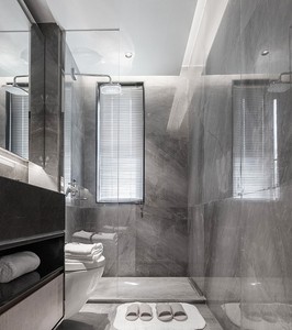Pemisah kaca komersial Outdoor kaca Tempered kamar tidur dan ruang tamu dekorasi dapat disesuaikan <span class=keywords><strong>Panel</strong></span> kaca Shower