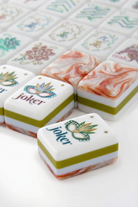 Tuiles de Mahjong de Luxe Modernes, 4 couches, en Acrylique, Résistantes à l'Eau, Écologiques, Durables, Portables, Style Américain - Product Image 6
