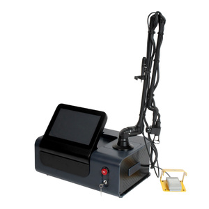 เครื่องเลเซอร์ CO2 แบบเศษส่วนระดับมืออาชีพ / เครื่องเลเซอร์ CO2 แบบเศษส่วน สำหรับการฟื้นฟูผิว กระชับช่องคลอด สำหรับใช้ในร้านเสริมสวย ได้รับมาตรฐาน CE - Product Image 3