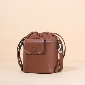 กระเป๋าหนังแท้ทรงโฮโบแบบใหม่ กระเป๋าสะพายทรงถังแบบมีเชือกผูก  กระเป๋าสะพายข้างอเนกประสงค์สำหรับผู้หญิง ใช้ได้ทุกวัน - Product Image 2