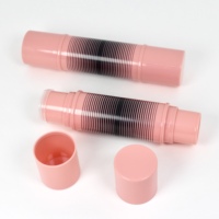 Emballage de maquillage Offre Spéciale Tube de rouge à lèvres en plastique à double extrémité Concealer Contour Stick Container 2 N 1
