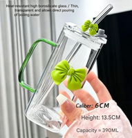Nouvel Arrivage – Tasse en Verre Carrée BOW de 390 ml en Borosilicate avec Couvercle et Paille pour Boissons