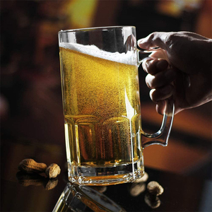 Vente en gros Tasses à bière en verre transparent Chope à boisson avec poignée - Product Image 1