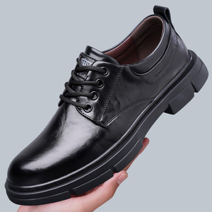 รองเท้าทำงานหนังสีดำสำหรับผู้ชาย ส้นเตี้ย พื้นยางกันลื่น สไตล์ลำลอง เดินสบาย - Product Image 1